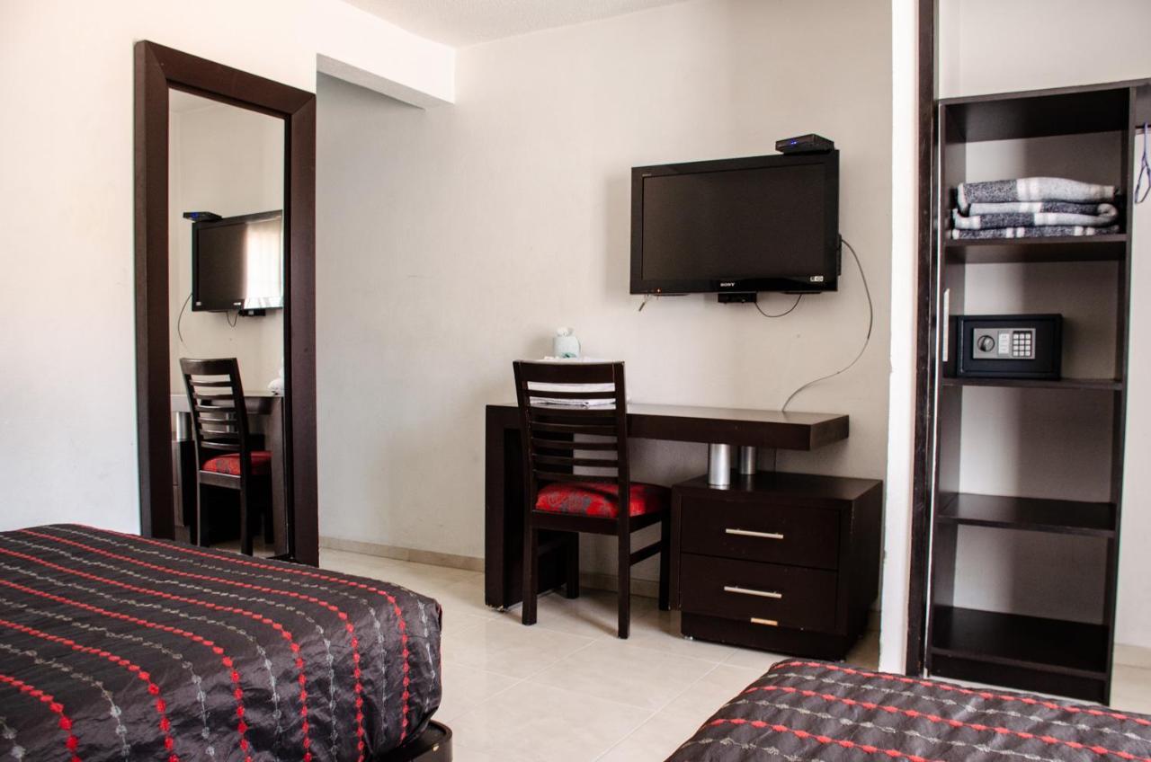 Hotel O Puente ซาน ฮวน เดล ริโอ ภายนอก รูปภาพ